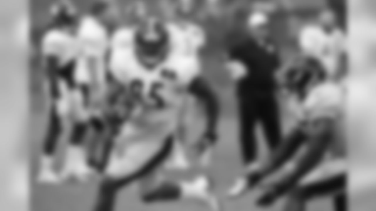 TE Xavier Grimble