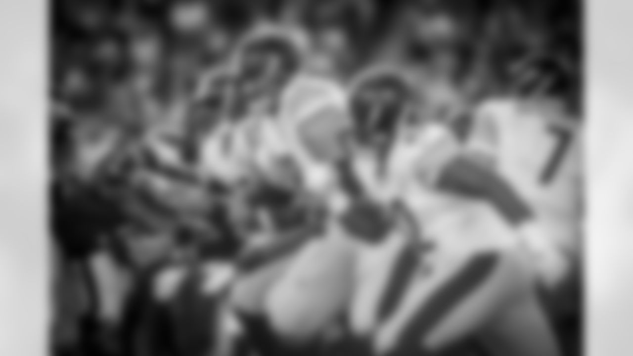Maurkice Pouncey, Alejandro Villanueva and David Johnson