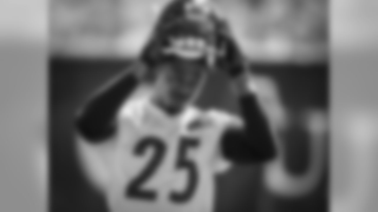 Artie Burns