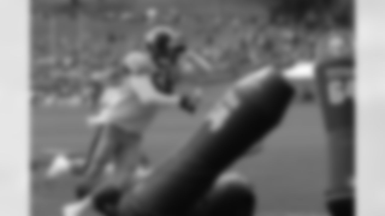 LB Anthony Chickillo (56)