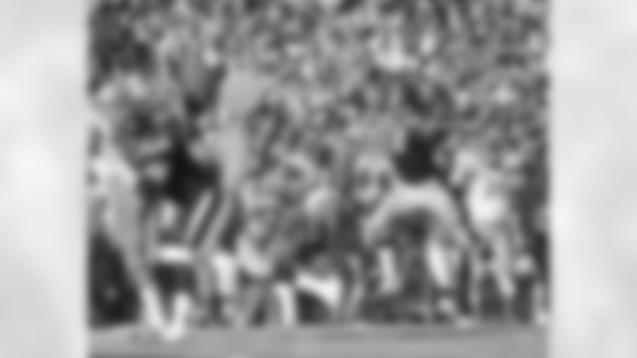 1971 Dwight White: It was in this draft that the final two pieces of the original Steelers Curtain were added. White in the fourth round, and Ernie Holmes in the eighth. In the four seasons from 1972-75, White posted 33.5 sacks and famously came out of the hospital on Sunday morning to start Super Bowl IX against the Minnesota Vikings. White still is ninth in team history with 46 sacks. Four Super Bowl rings.