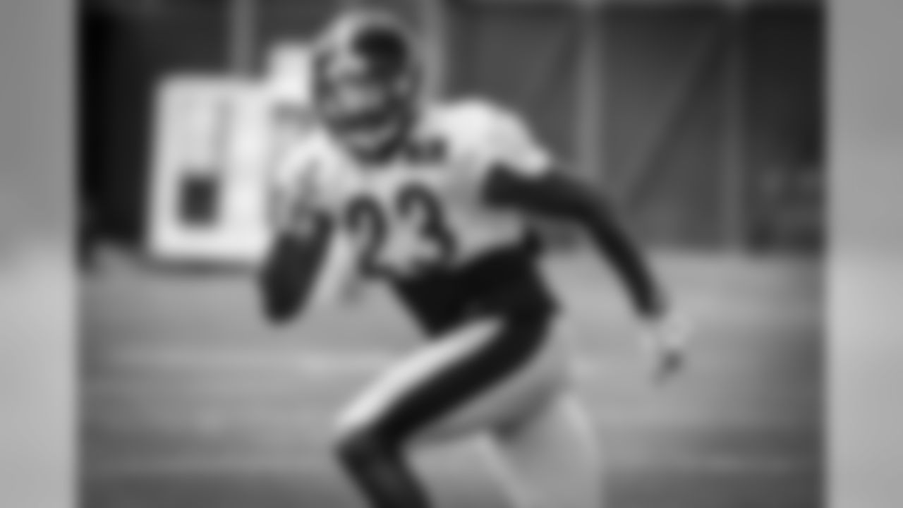 S Mike Mitchell