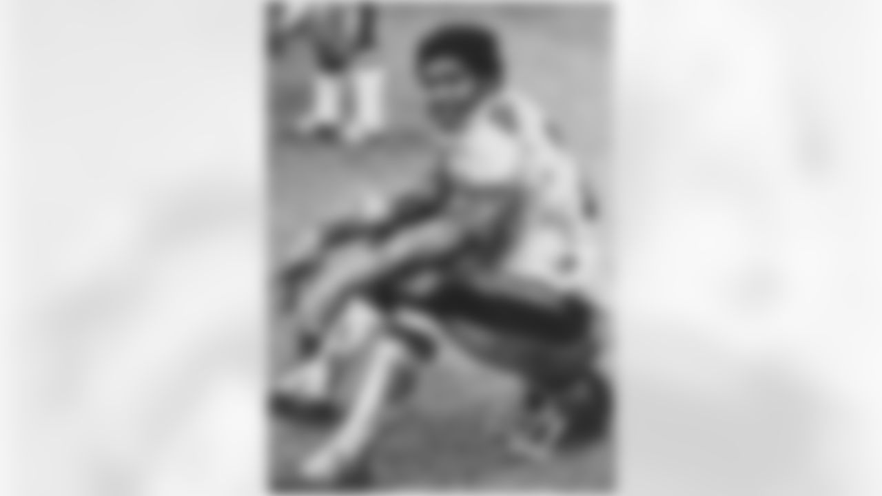 1971 Dwight White: It was in this draft that the final two pieces of the original Steelers Curtain were added. White in the fourth round, and Ernie Holmes in the eighth. In the four seasons from 1972-75, White posted 33.5 sacks and famously came out of the hospital on Sunday morning to start Super Bowl IX against the Minnesota Vikings. White still is ninth in team history with 46 sacks. Four Super Bowl rings.