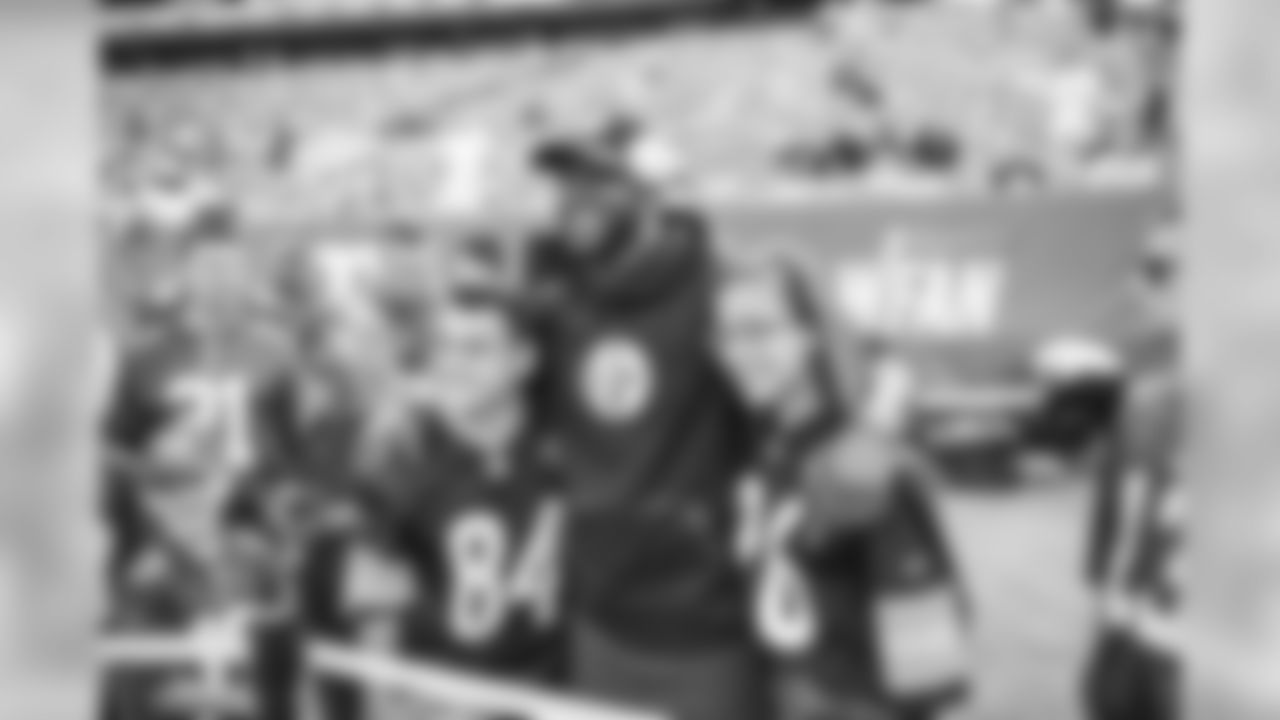 Steeles at Giants