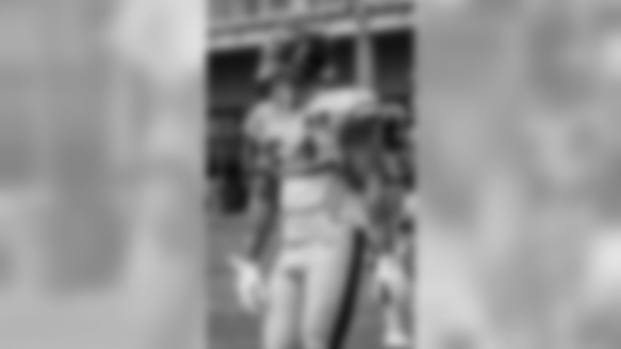 LB L.J. Fort