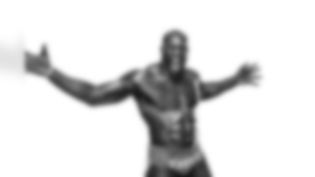 Titus O'Neil - @TitusONeilWWE - WWE