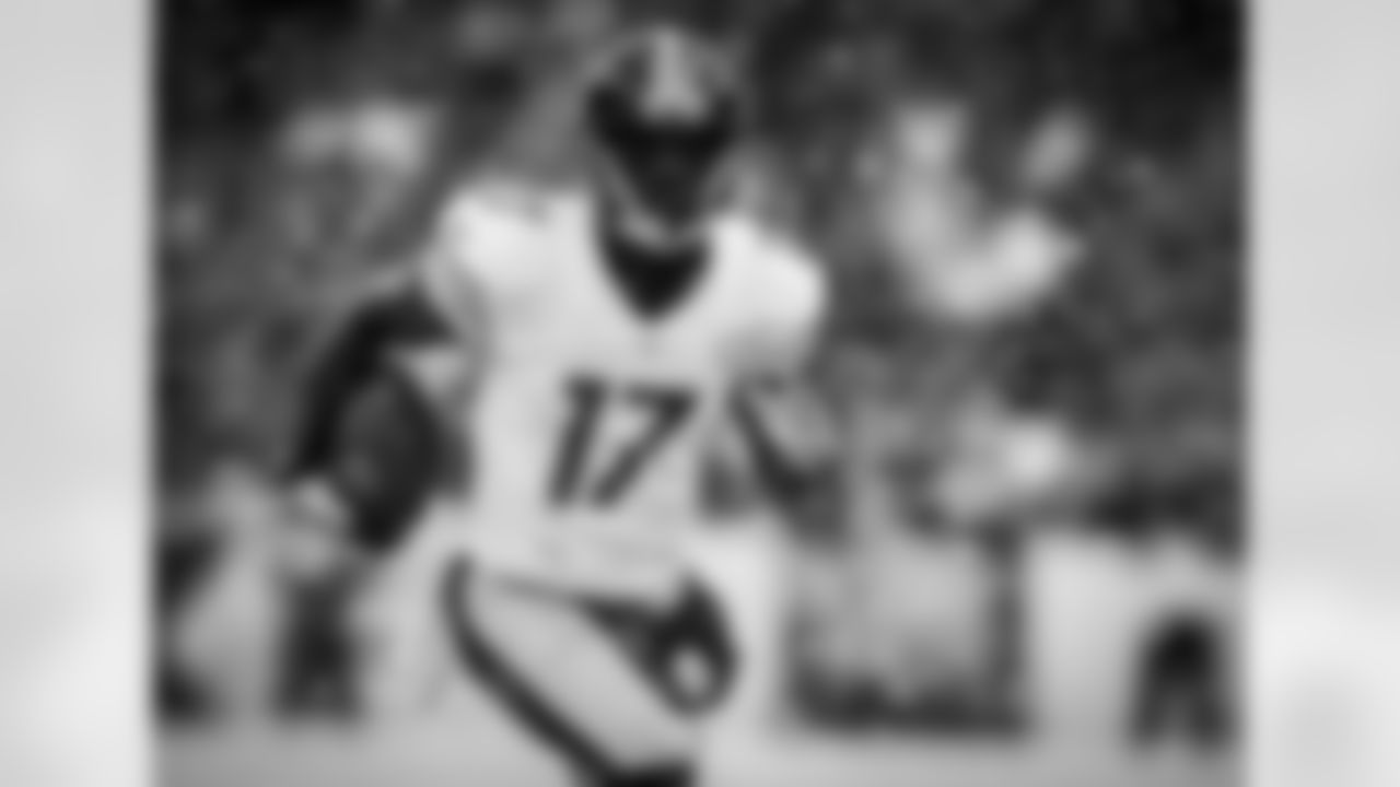Eli Rogers