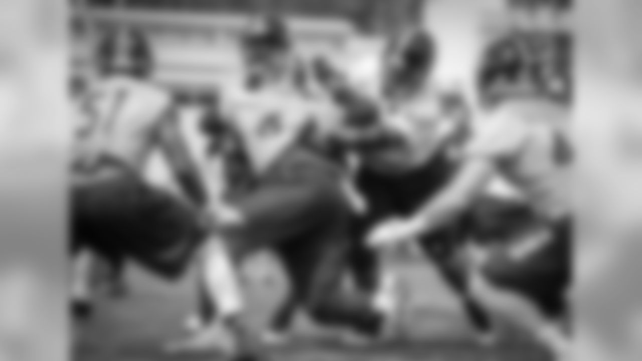 Chris Hubbard, Ryan Harris, Giorgio Newberry
