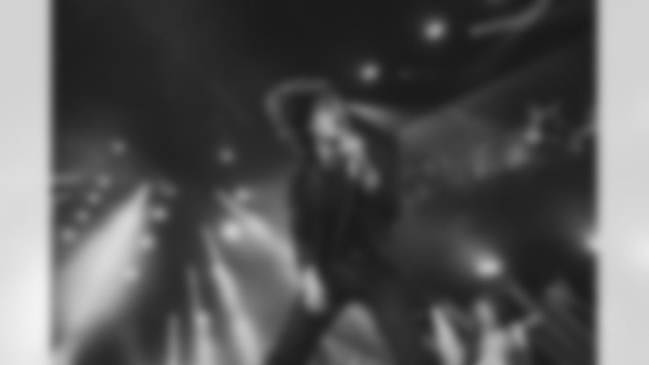 Cage The Elephant-@CageTheElephant - Band