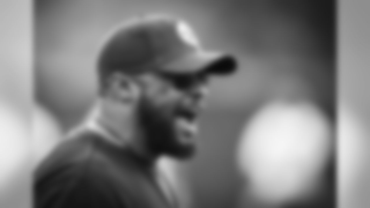 Coach Mike Tomlin