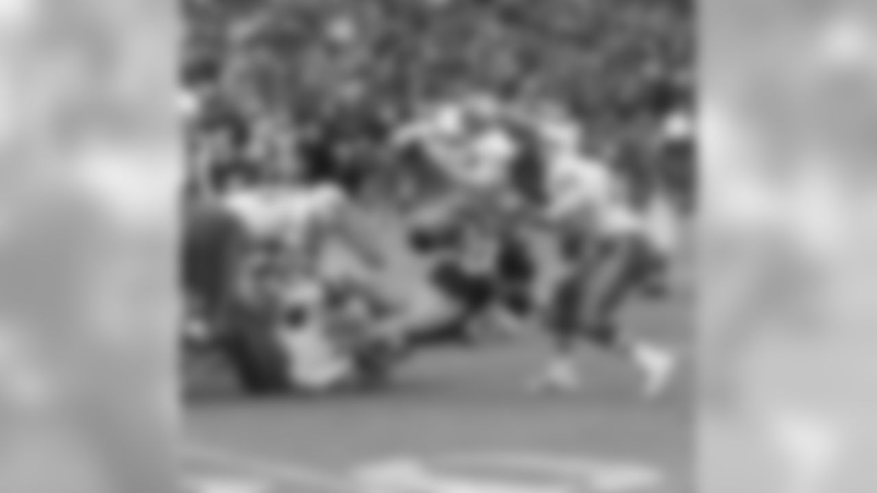 The Steelers defeated the Bills 32-14 in an AFC Divisional playoff game on December 22, 1974.