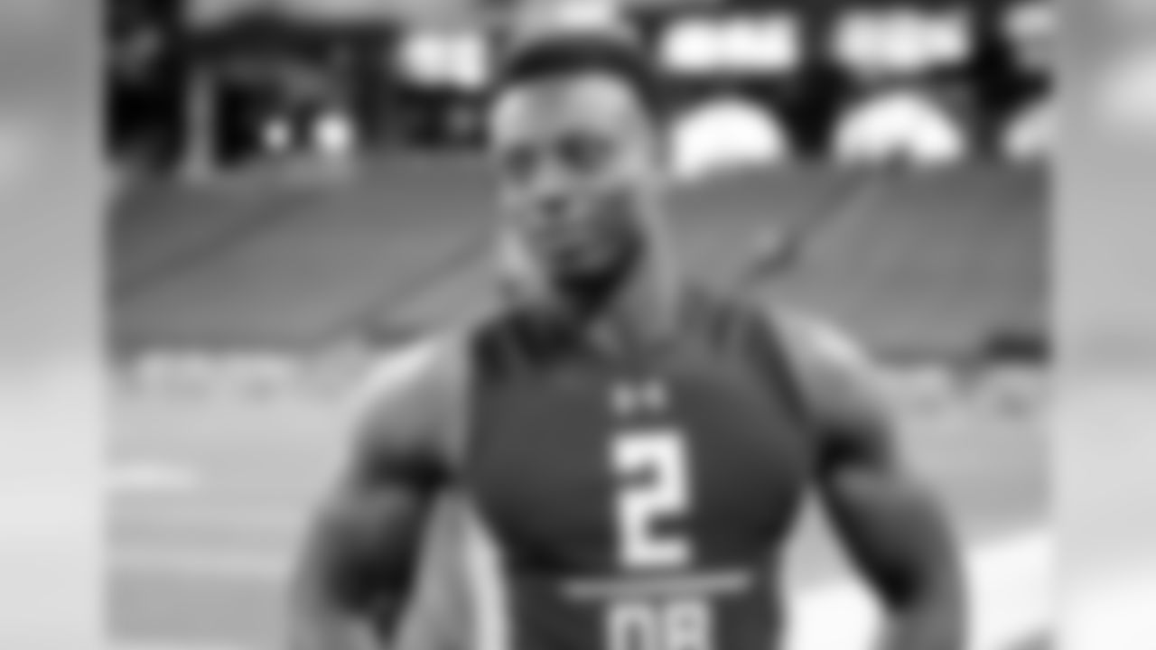 Ohio State Defensive Back Eli Apple