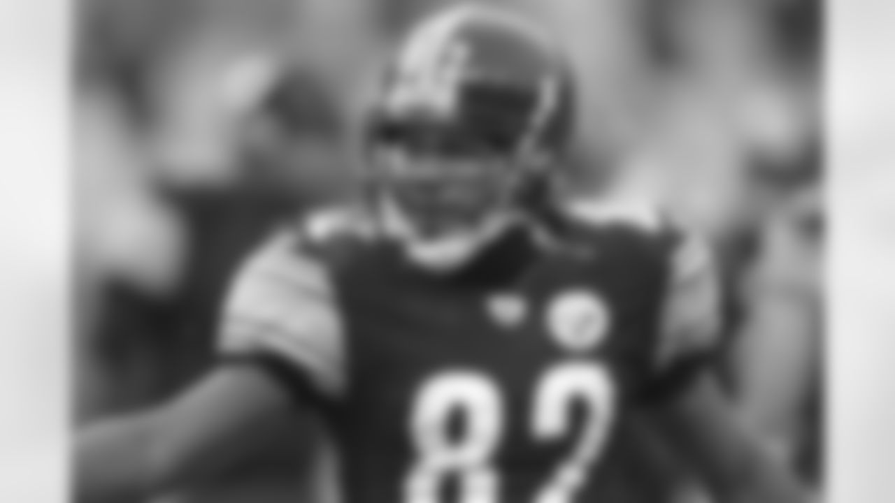 2002 ANTWAAN RANDLE EL: The Steelers seemed set on picking Ryan Denney in the second round of the 2002 NFL Draft, but when the Buffalo Bills jumped in front of them to pick the BYU product who would be a 3-4 outside linebacker in the NFL, the team settled for Randle El. An option quarterback in college, Randle El threw it, caught it, and returned it in the NFL, and he made big plays often. The highlight for him and the Steelers was the touchdown pass he completed to Hines Ward to clinch Super Bowl XL. One Super Bowl ring.