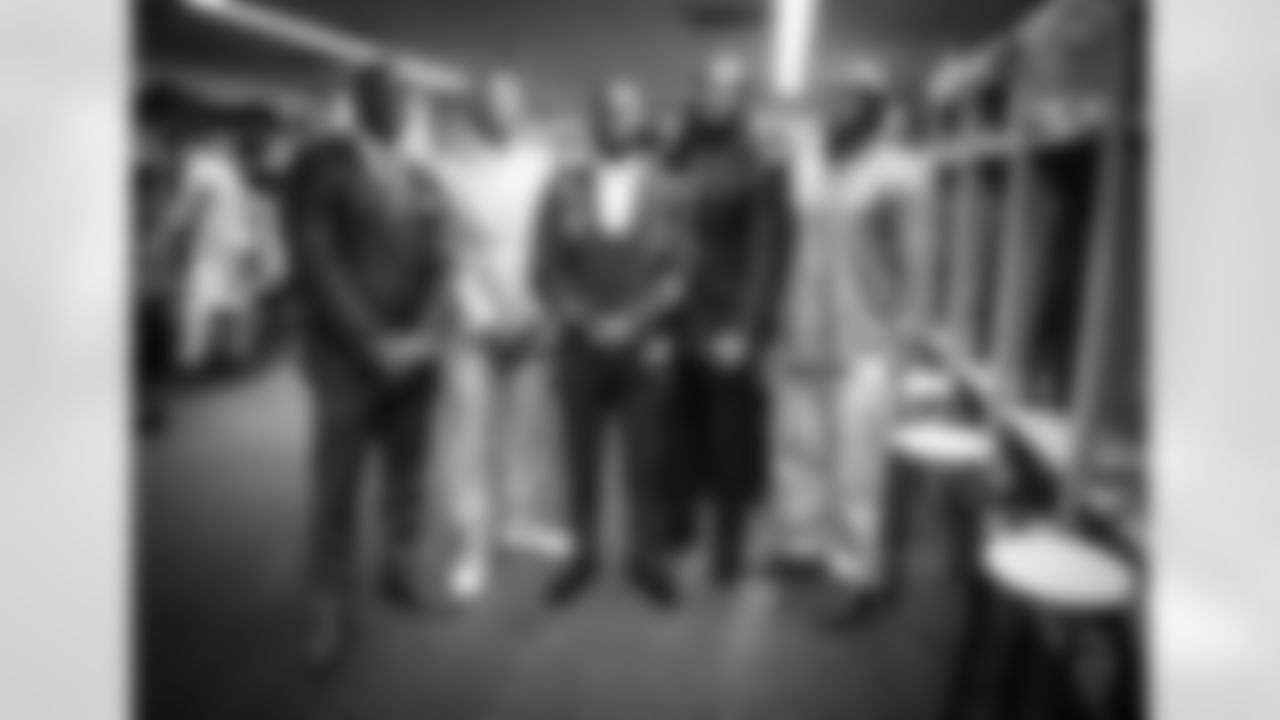 Arthur Moats, Ryan Shazier, Antonio Brown, Jarvis Jones and Vince Williams