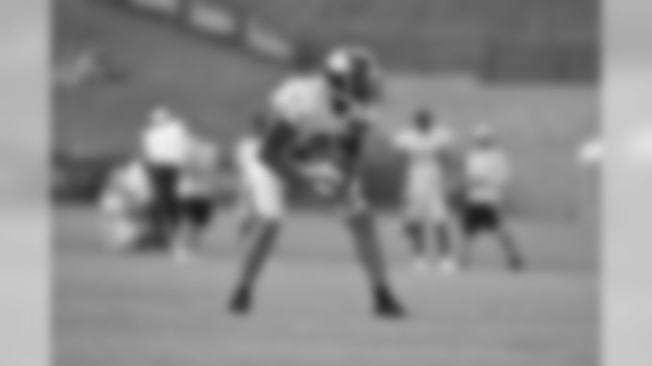 S Robert Golden