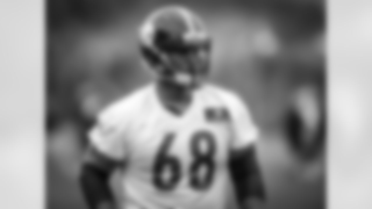 OT Ryan Harris