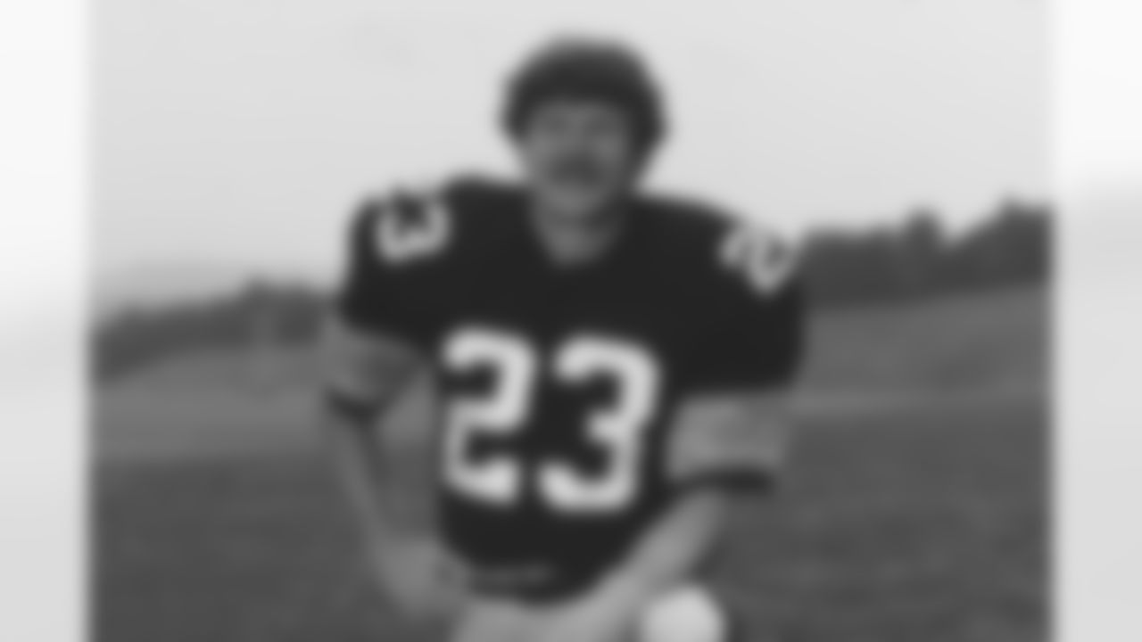 1971 Mike Wagner (Round 11): How about a draft where you get Ernie Holmes in the eighth round and a free safety who started 116 games over 10 seasons, who finished his career with 48 takeaways, 36 interceptions and 12 fumble recoveries, while being voted to the Pro Bowl twice? Forty-eight takeaways over 110 games works out to about six takeaways per 16-game regular season. Four Super Bowl rings.