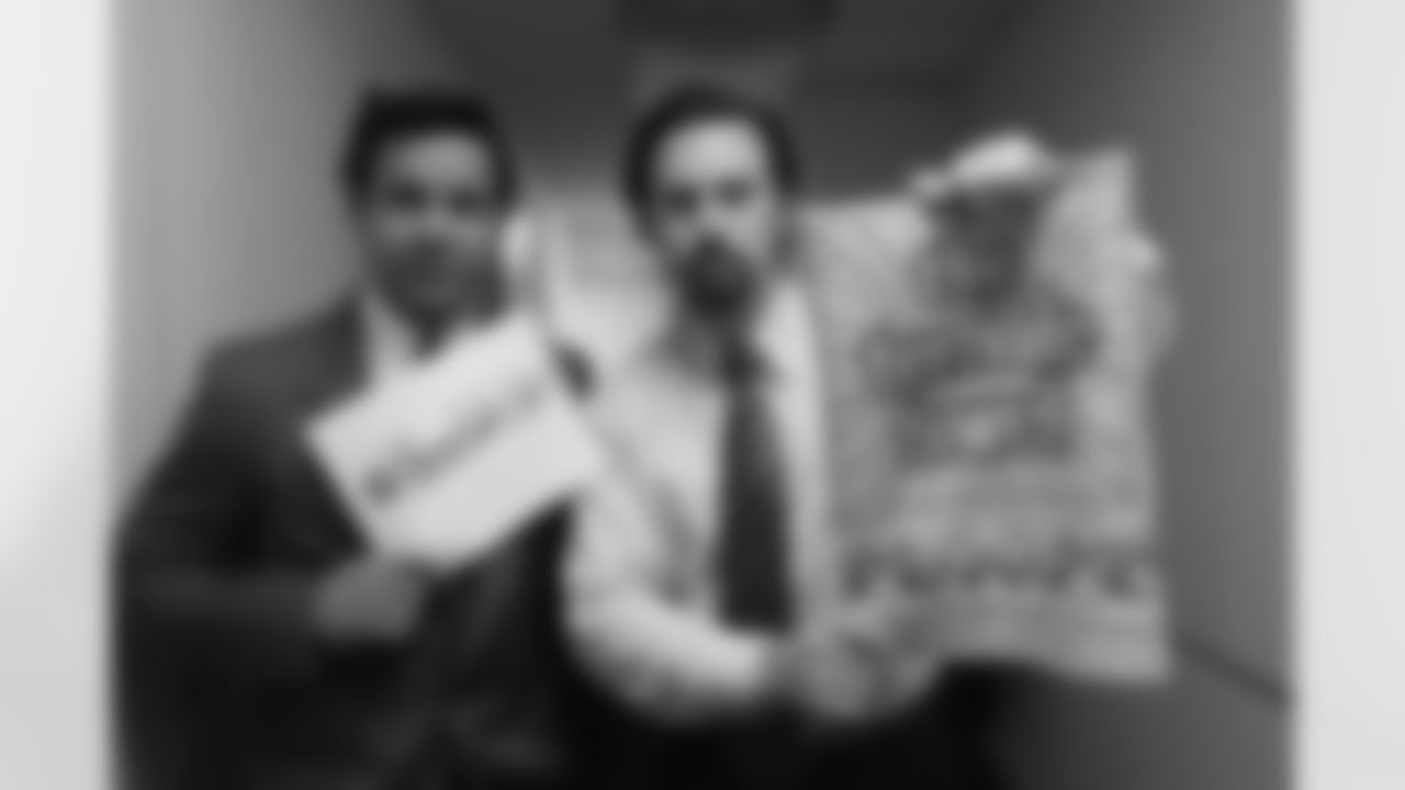 This Is Us (Milo Ventimiglia & Jon Huertas)