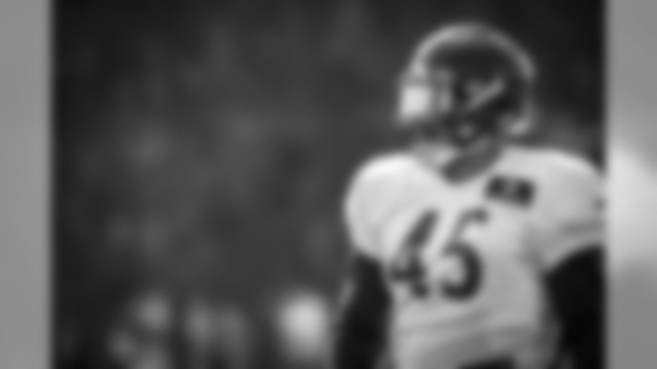 FB Roosevelt Nix