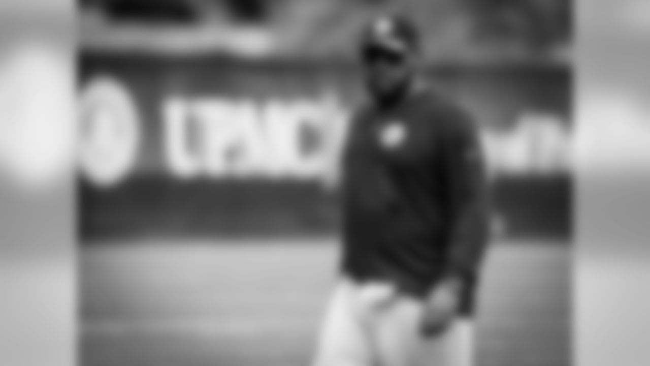 Coach Mike Tomlin