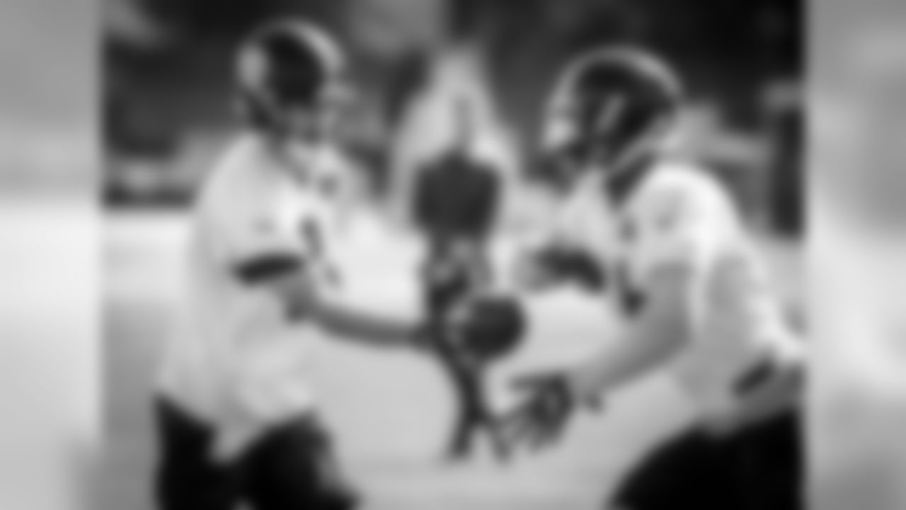 Landry Jones and Le'Veon Bell