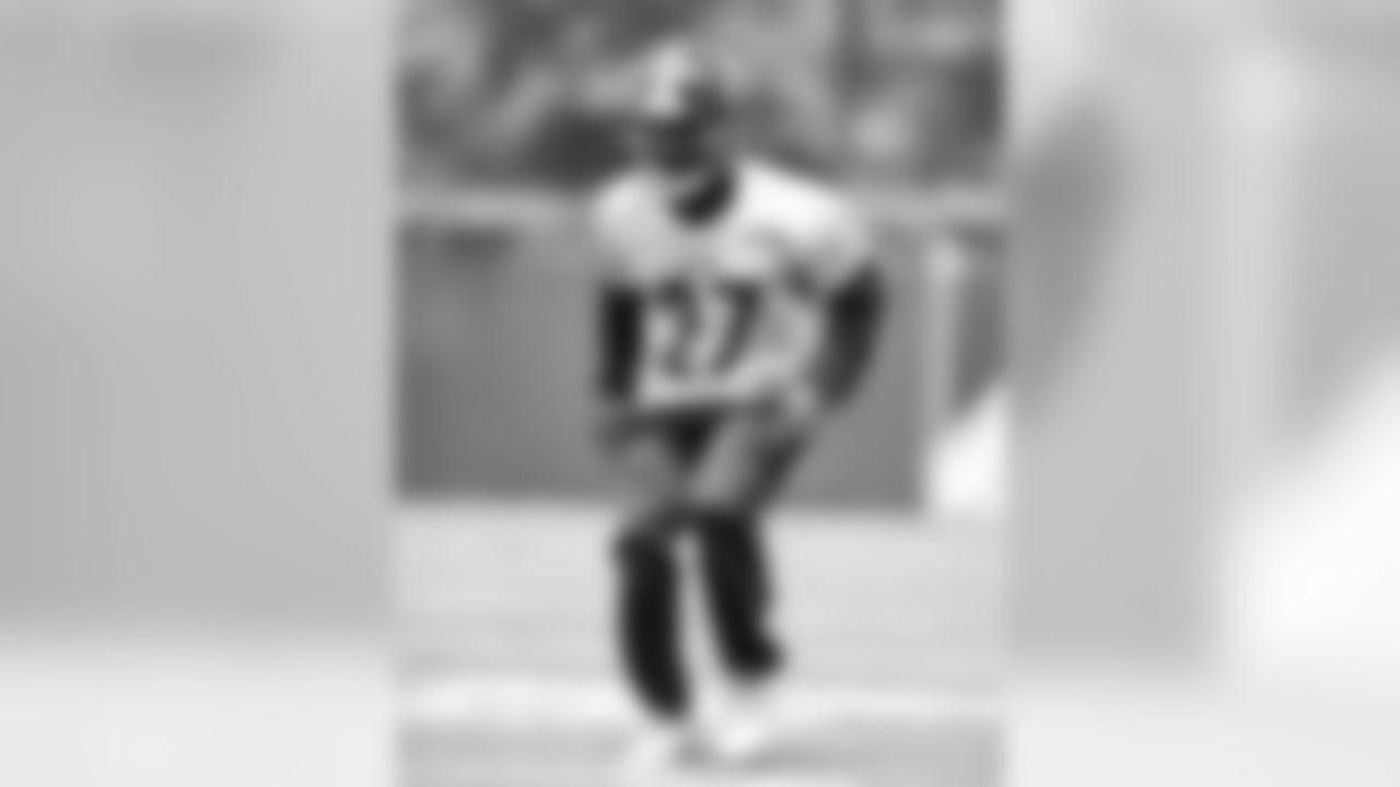 No. 27 - Senquez Golson