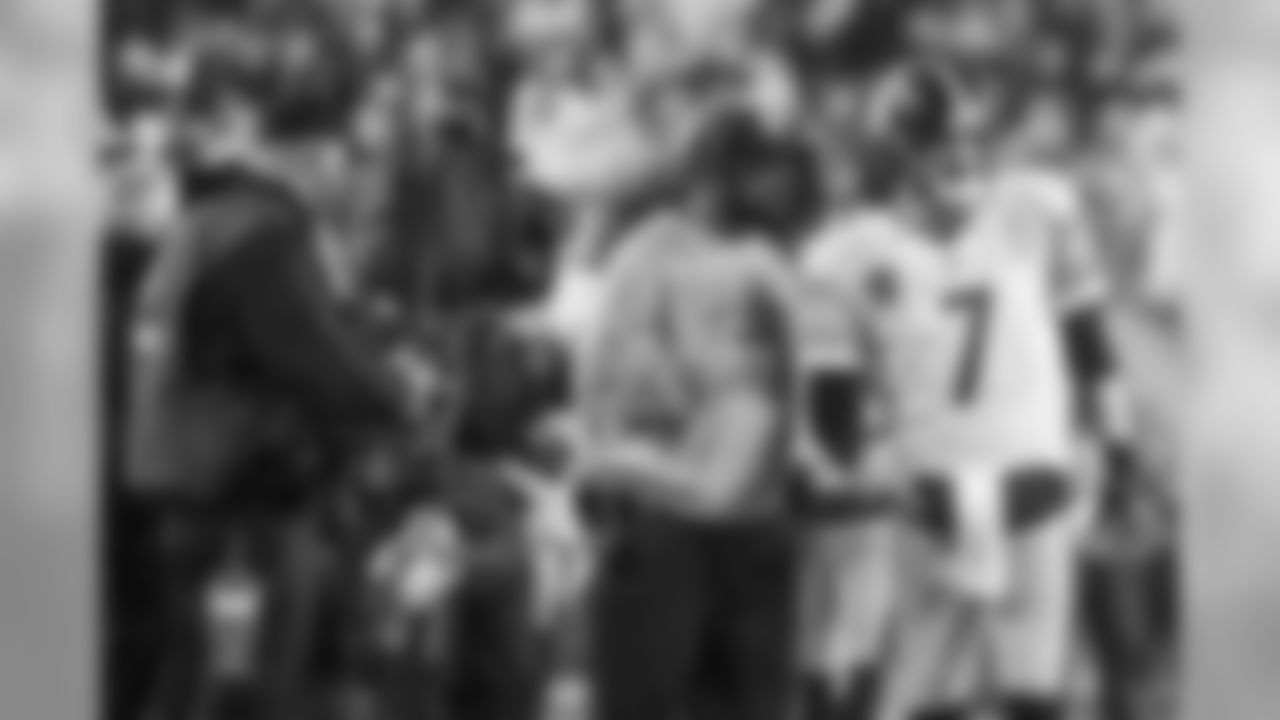 Head Coach Mike Tomlin and Ben Roethlisberger