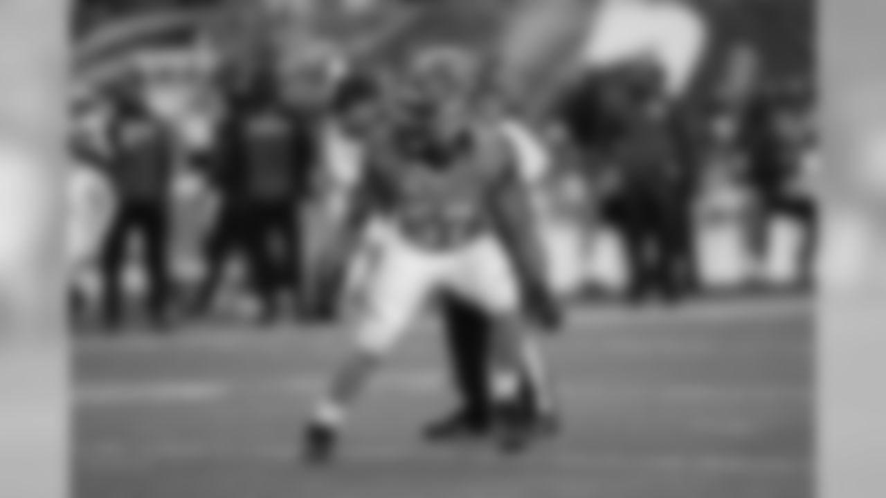 The Bengals defense is led LB Vincent Rey who has recorded 95 total tackles (62 solo and 33 assists) on the season. Rey has also recorded 1 sack and 2 quarterback hurries in 2015.