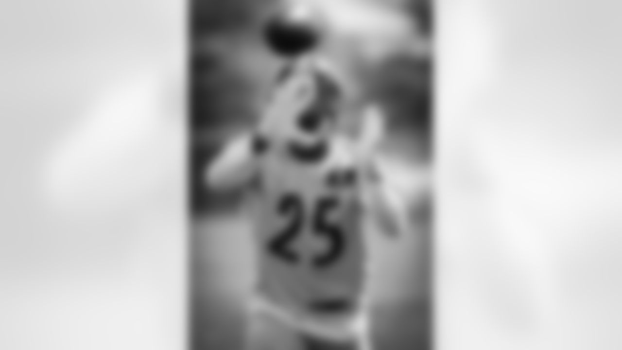 Artie Burns