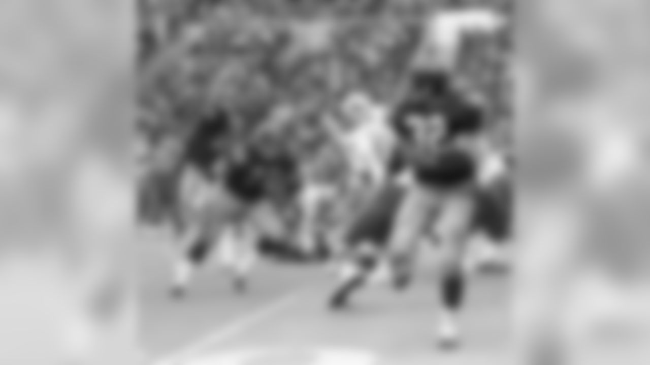 The Steelers defeated the Bills 32-14 in an AFC Divisional playoff game on December 22, 1974.
