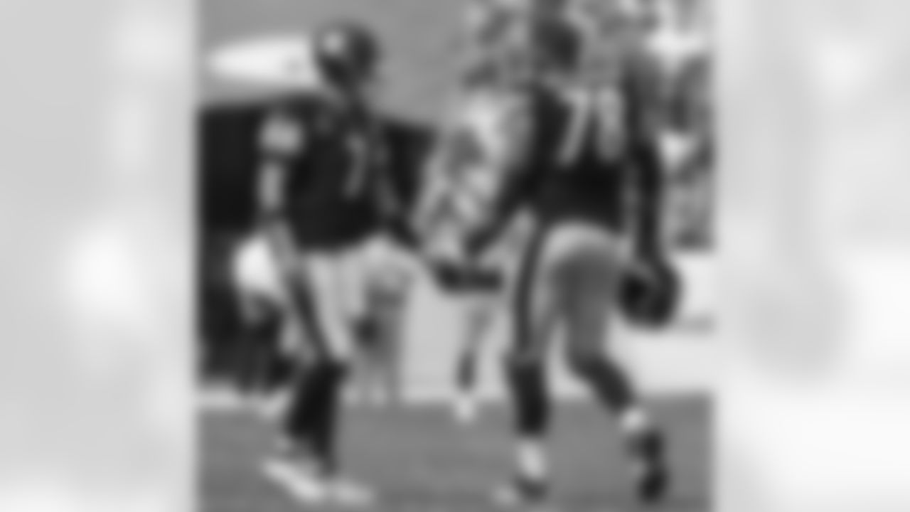 Ben Roethlisberger and Alejandro Villanueva