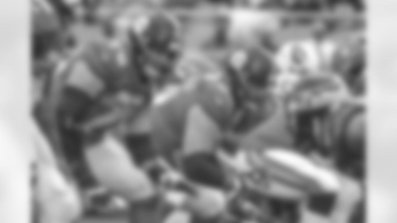 Alejandro Villanueva and David DeCastro