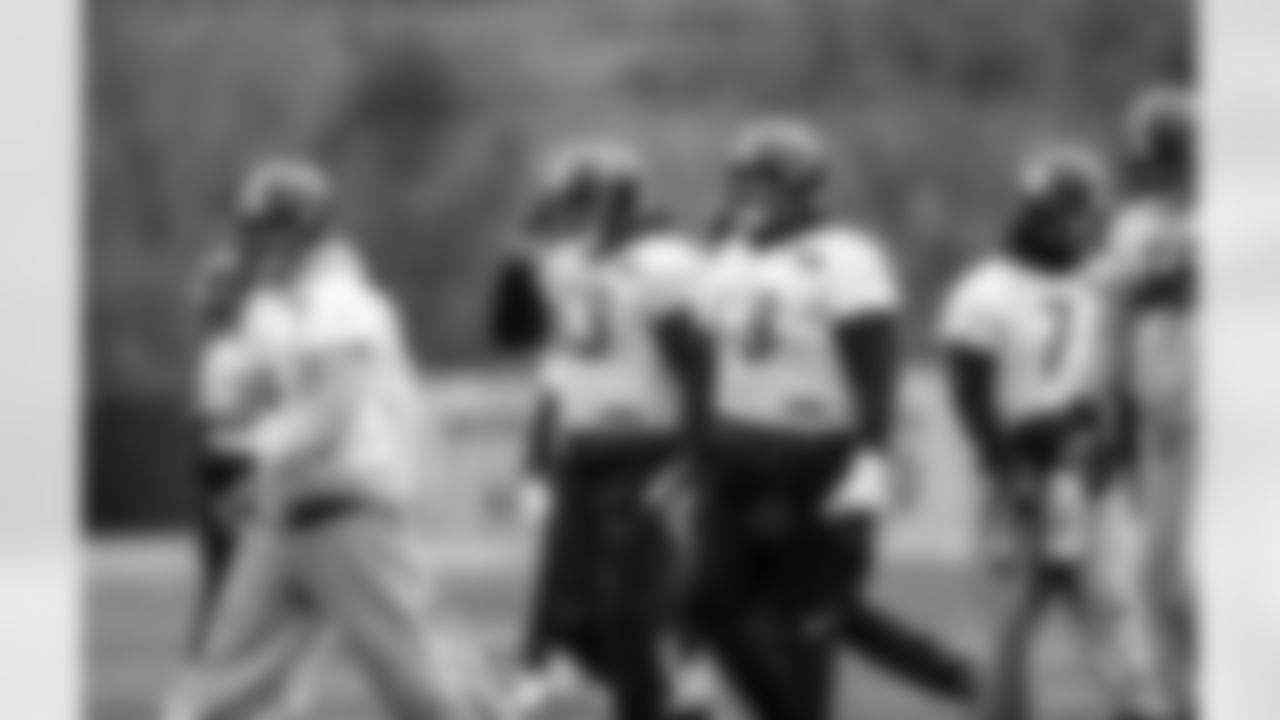 David DeCastro, Maurkice Pouncey, and Ramon Foster
