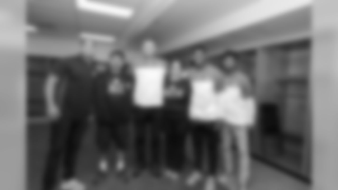 Fan_Blitz_MandyMilo_0429aa_0321