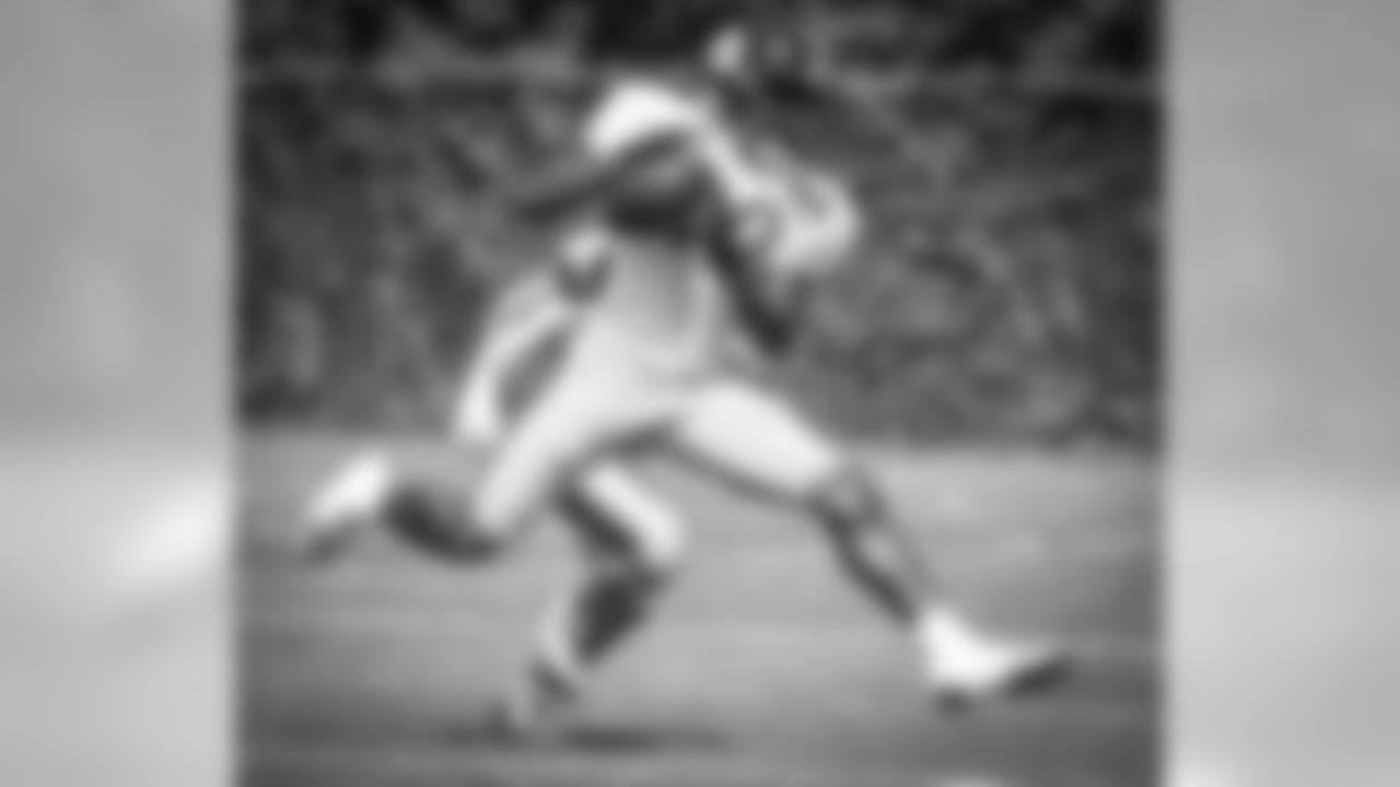 WR Demarcus Ayers