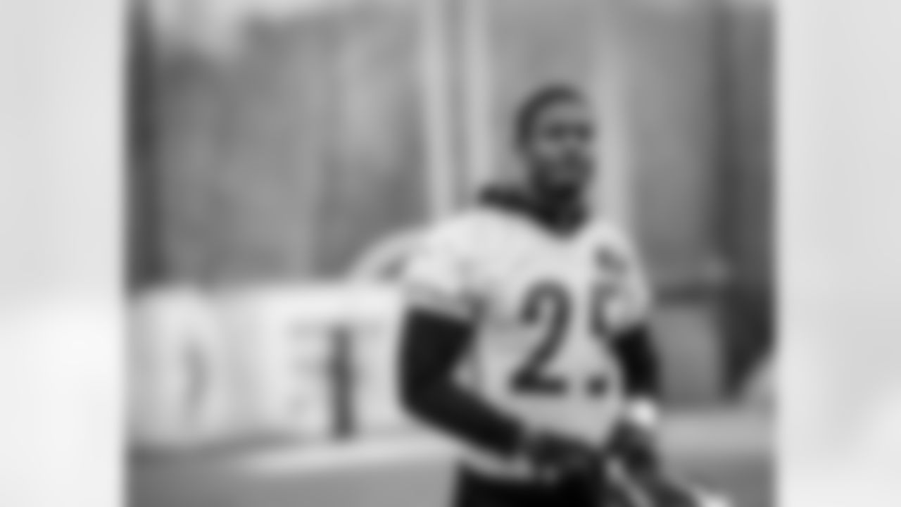 Artie Burns