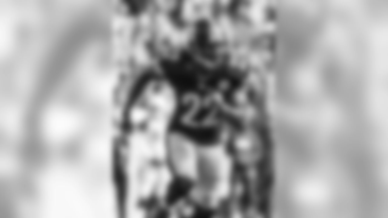 CB William Gay