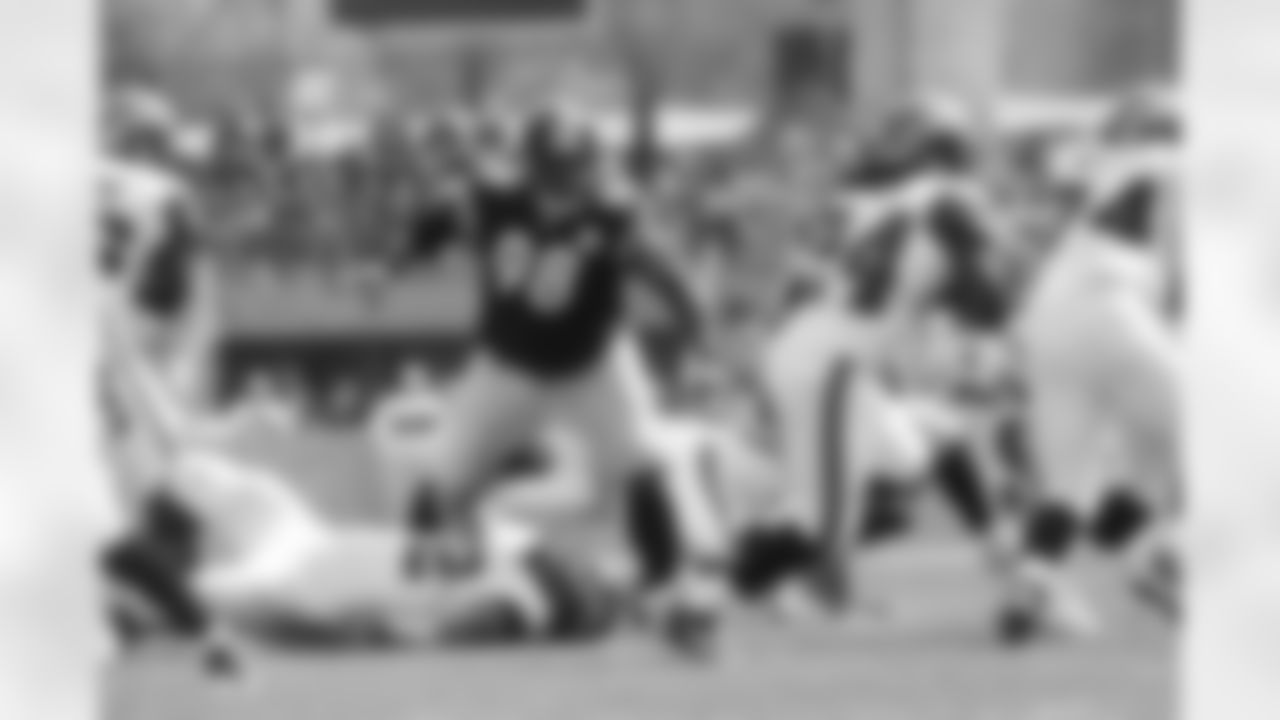 2001 CASEY HAMPTON: An underrated leader on Steelers teams that played in three Super Bowls and won two, Hampton was voted to five Pro Bowls. During his 13 seasons, the Steelers run defense was ranked among the NFLs top three 10 times, and it was No. 1 four of those times. Two Super Bowl rings.