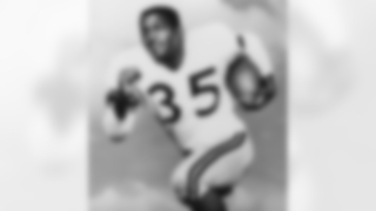 1953 JOHN HENRY JOHNSON: His route to the Steelers was circuitous, but ultimately he was worth the wait. After being drafted, Johnson played in Calgary for a year and then had stints with the San Francisco 49ers and Detroit Lions before finally landing back in Pittsburgh for the 1960 season. In Pittsburgh, Johnson rushed for 4,381 yards and 26 touchdowns while catching 106 passes for another 814 yards and six touchdowns. Hall of Fame, Class of 1987.