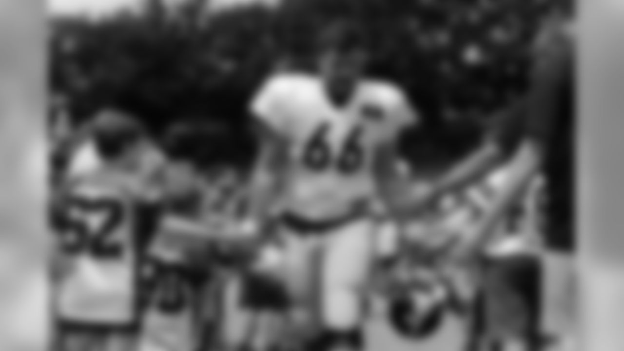G David DeCastro (66)