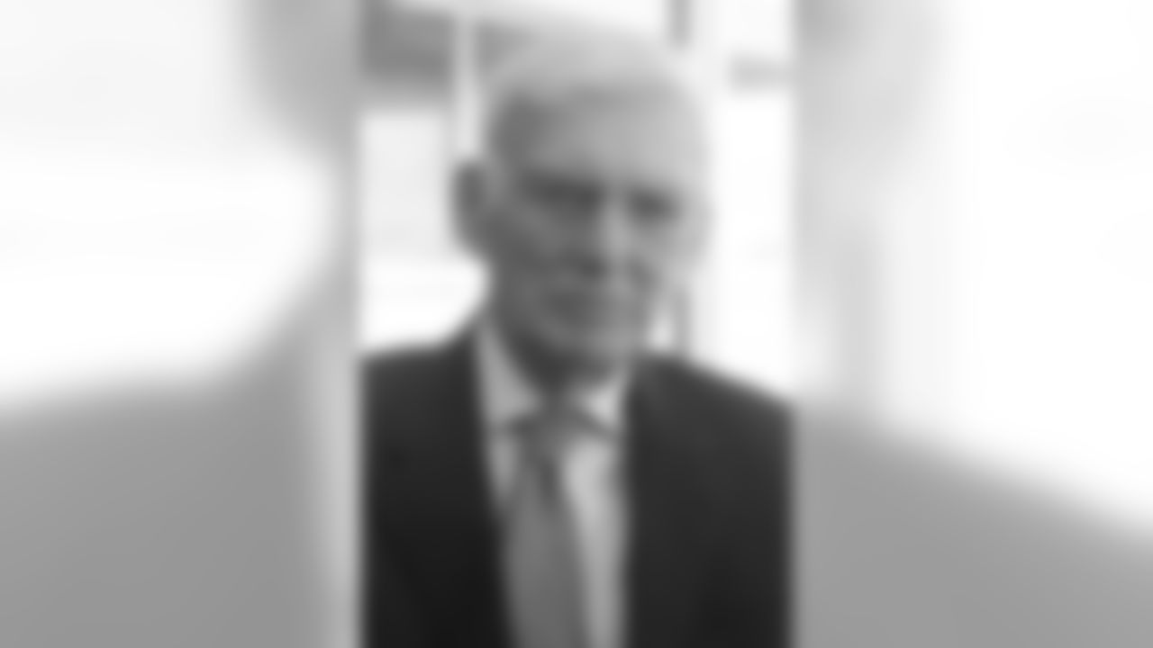A portrait of Dan Rooney.
