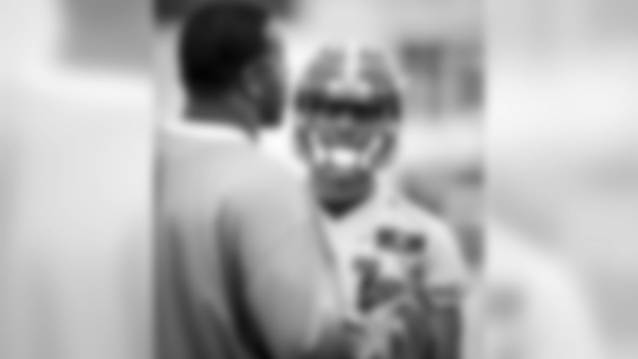 Joey Porter, Travis Feeney