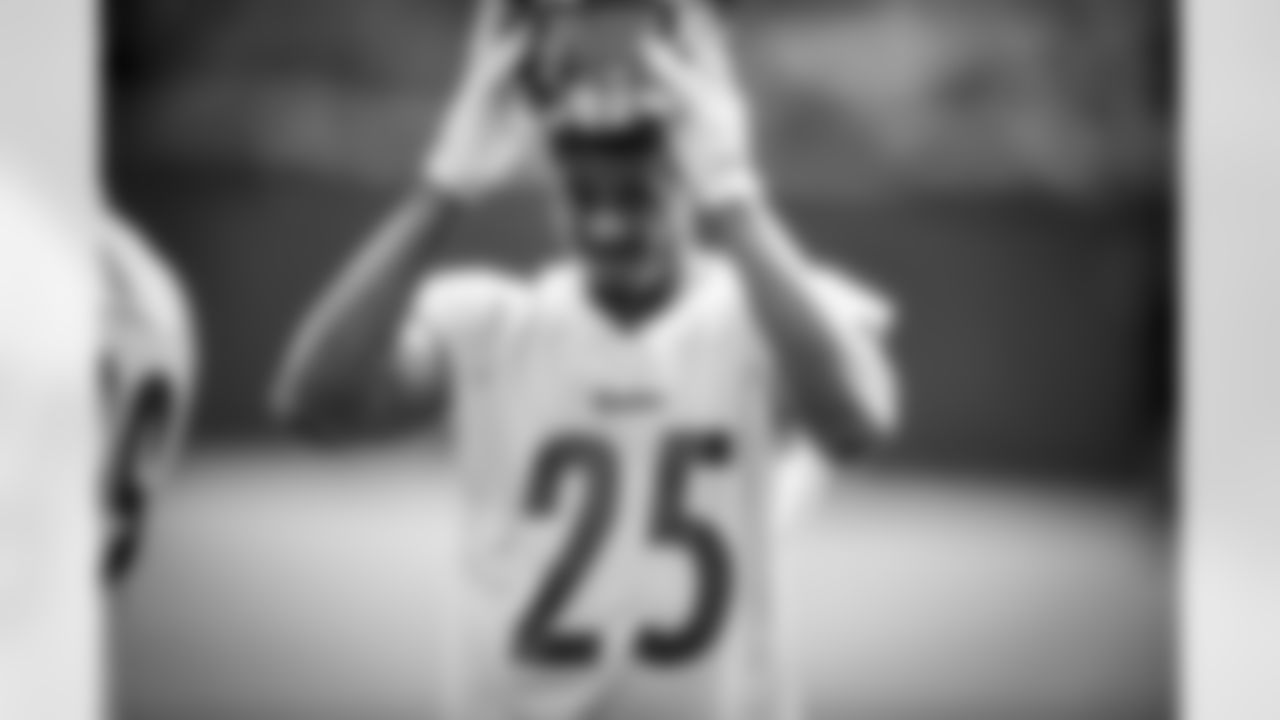 Artie Burns