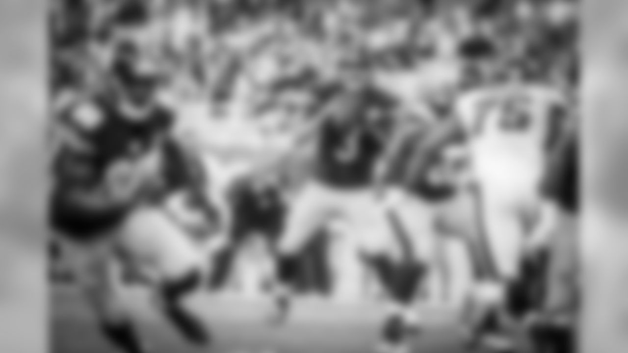 QB Landry Jones