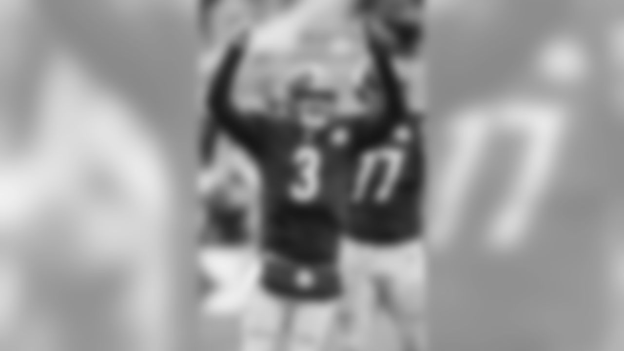 QB Landry Jones