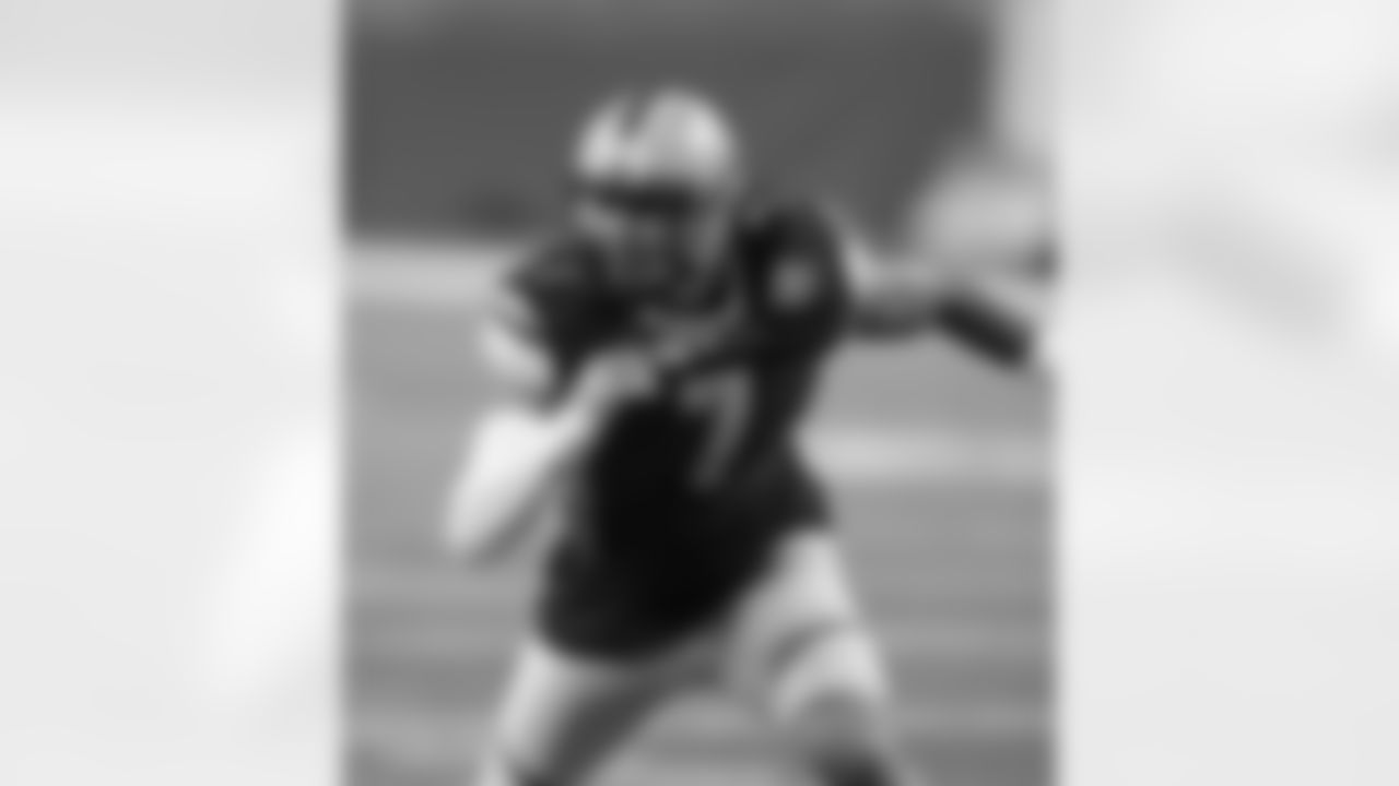 36. Harold Landry, EDGE, Boston College