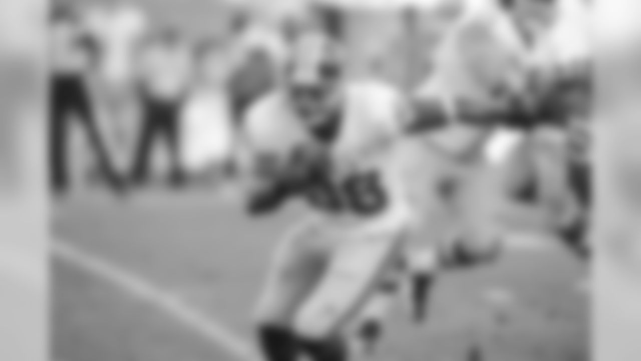 In 2015, WR Pierre Garçon hauled in 72 receptions, 777 yards and 6 touchdowns.