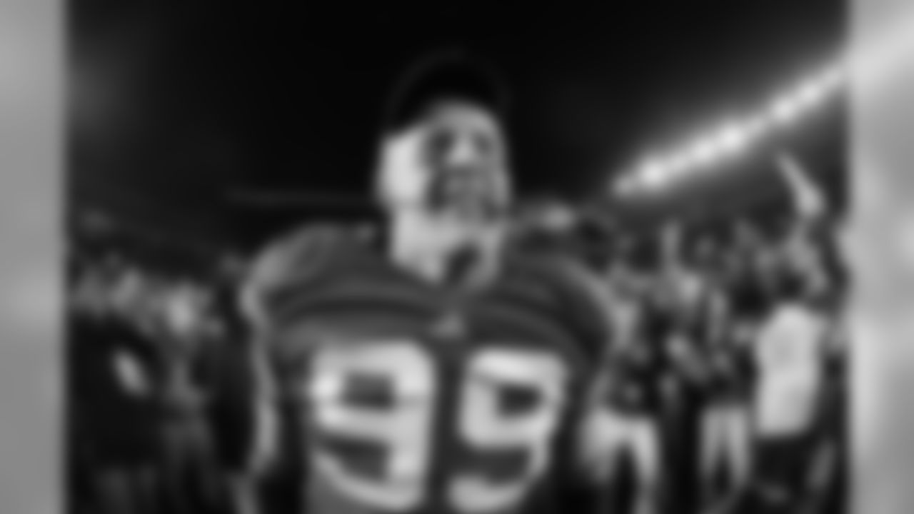 DE J.J. Watt, Wisconsin