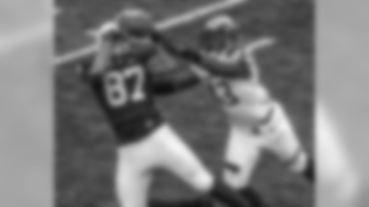 Penn State TE Kyle Carter
