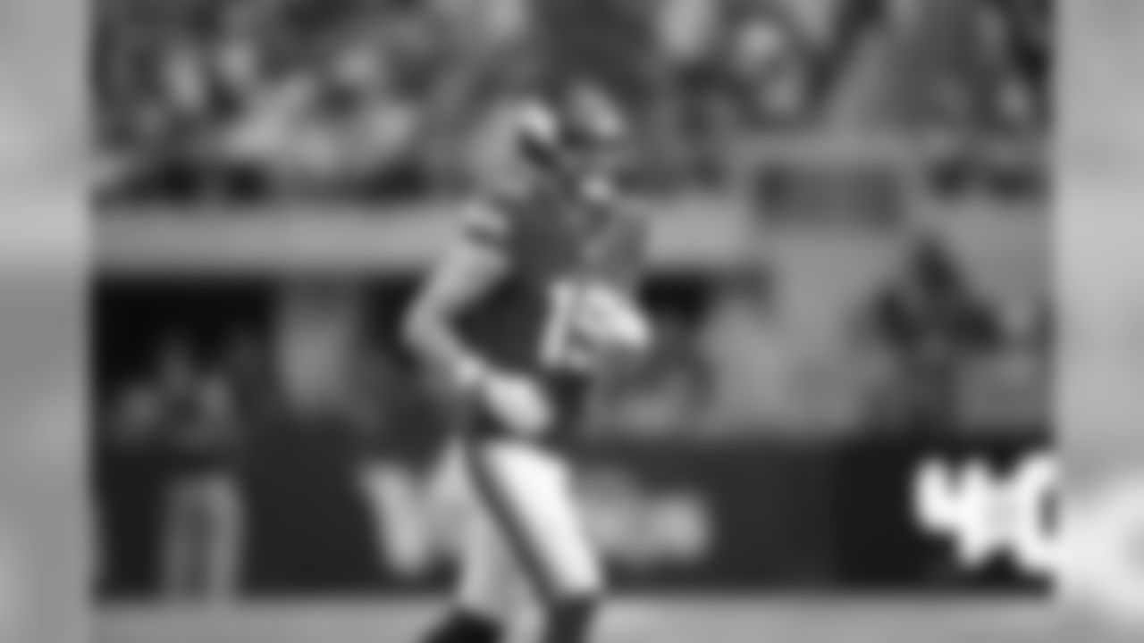 WR Adam Thielen